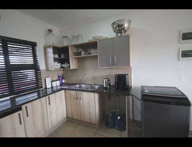 4 BEDROOM HOUSE FOR SALE IN ANDEON